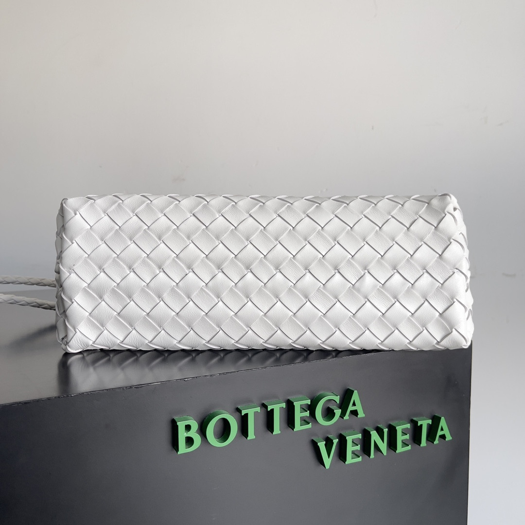 bo*te*ga Ve*ne*ta east-west andiamo 29x10x18cm