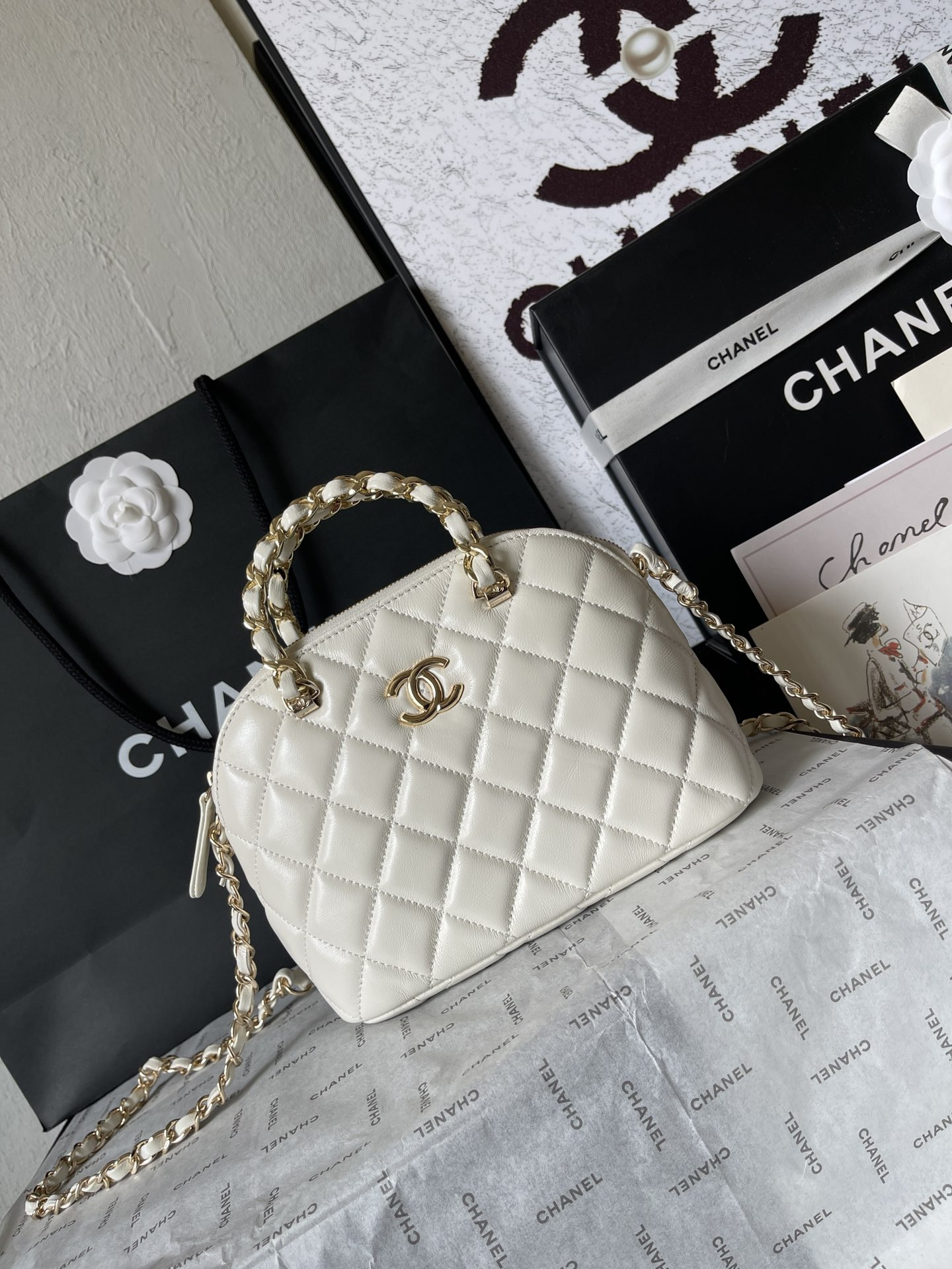 Ch*el small shopping bag 15x20x6cm