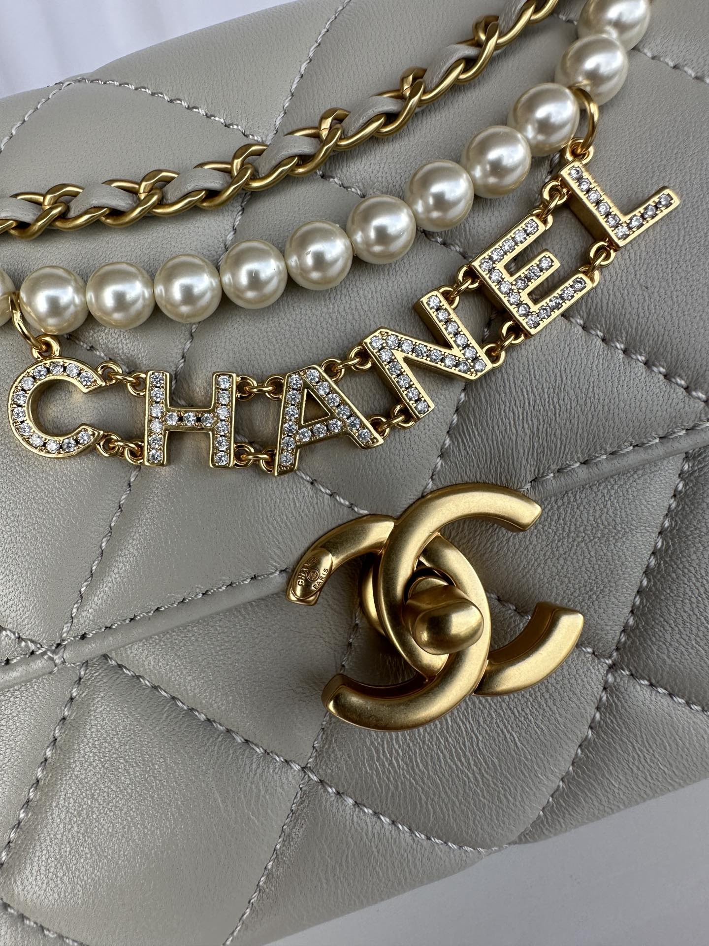 Ch*el mini flap bag 19x12.5x8cm