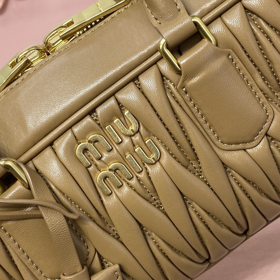Miu Miu Arcadie matelassé nappa leather bag 12x27x9cm