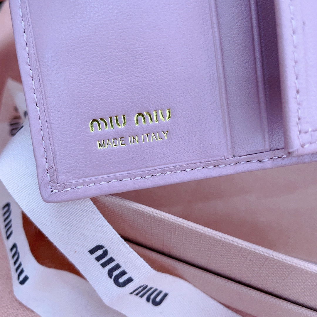 Miu Miu Small matelassé nappa leather wallet 11.2x8.5cm