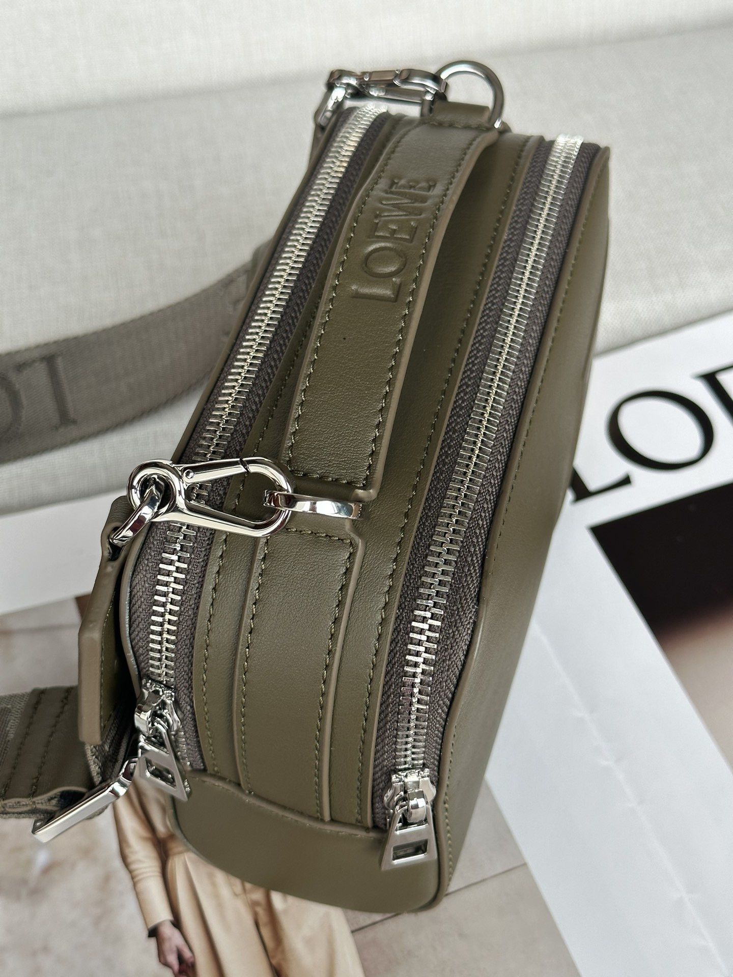 L0ew* mini camera crossbody bag in satin calfskin 13x18x8.5cm