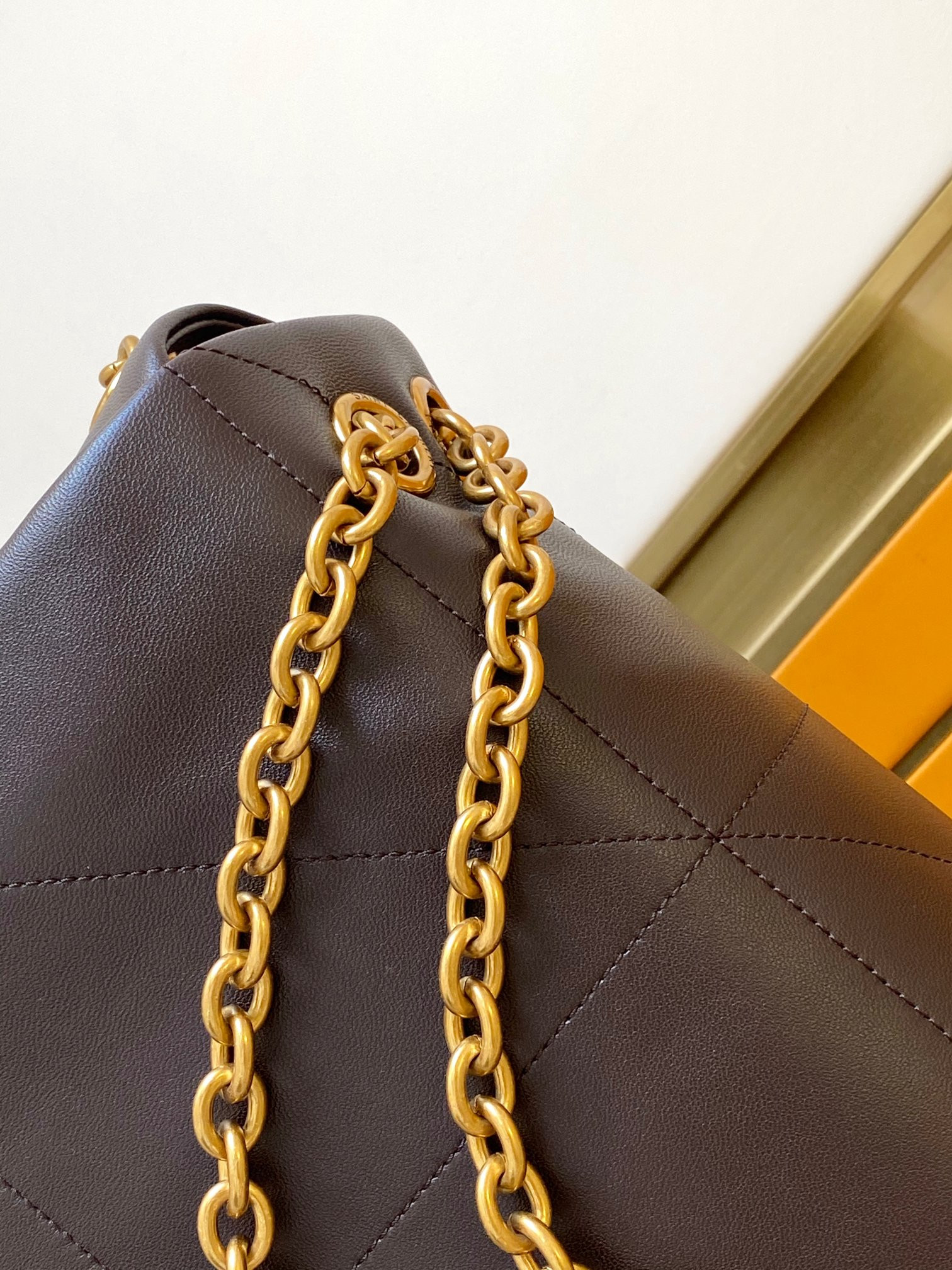 Y*L large jamie 4.3 in lambskin 43x29x9cm
