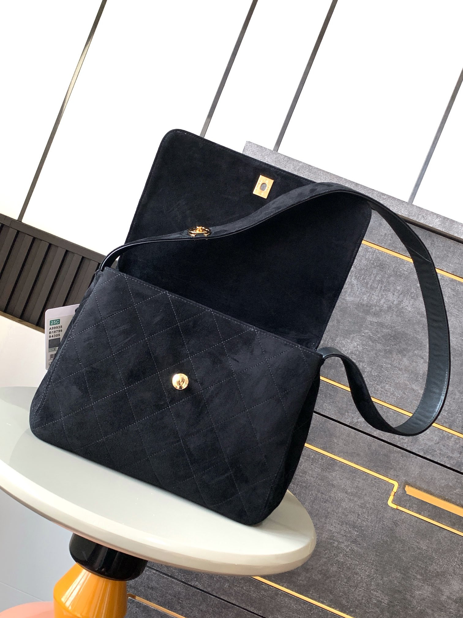 Ch*el vintage bag 28x12.5x24cm