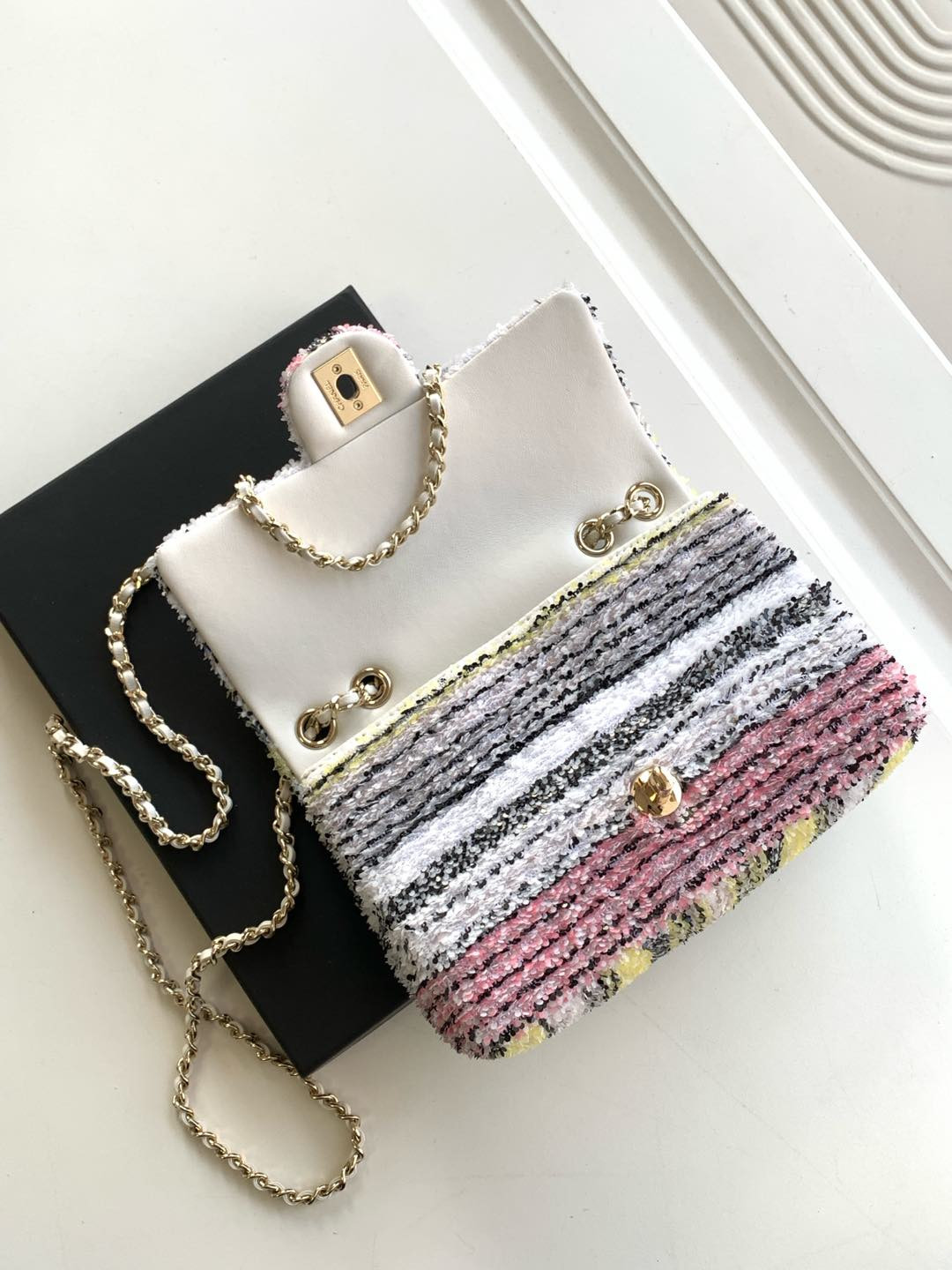 Ch*el flap bag 14x21x8cm