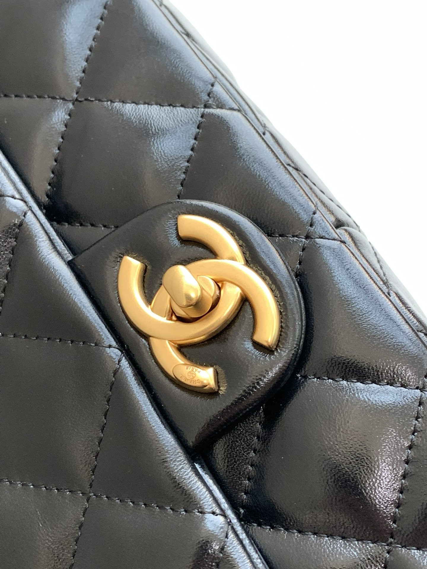 Ch*el baguette clutch 38x18x4cm