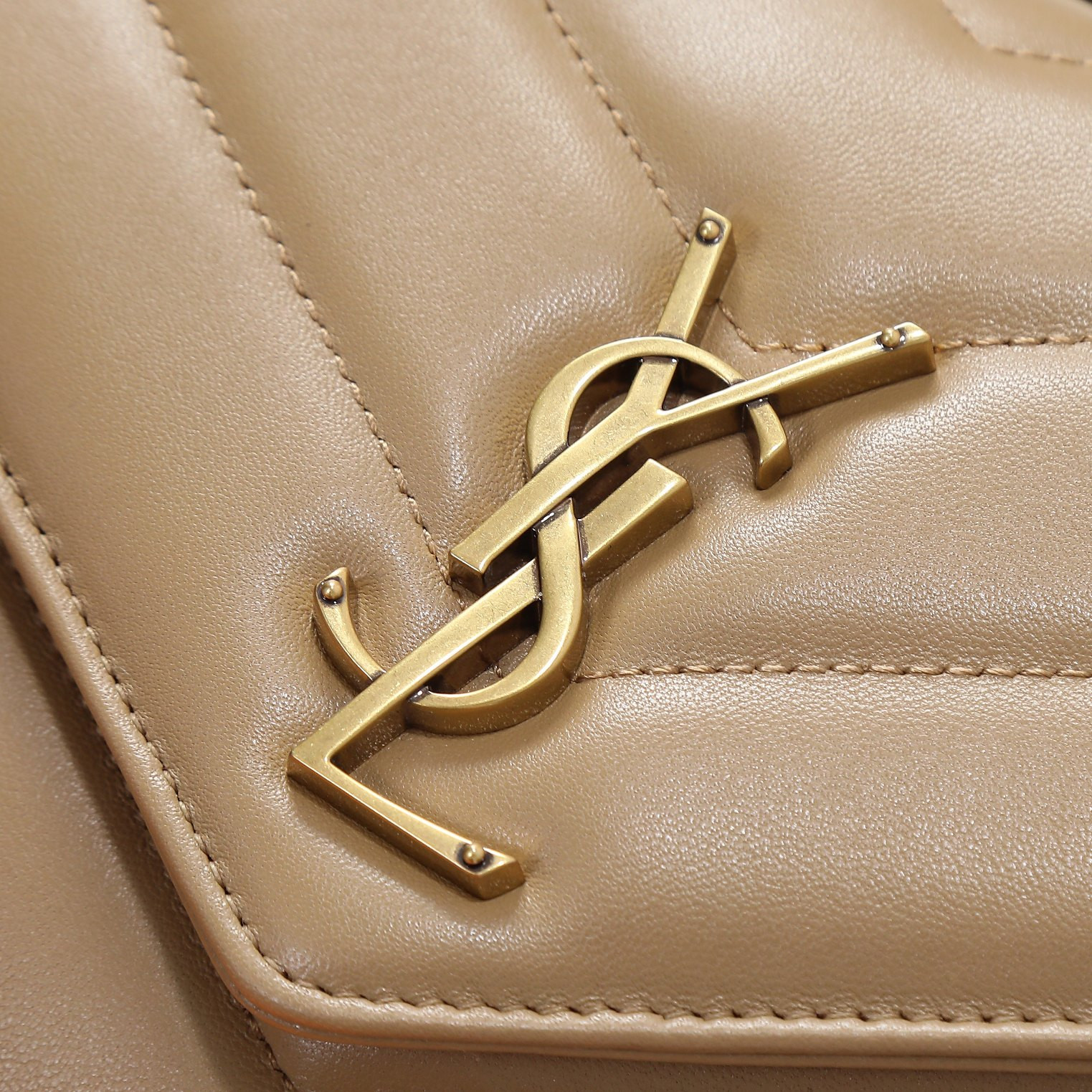 Y*L loulou small in matelassÉ lambskin 24x14x6cm