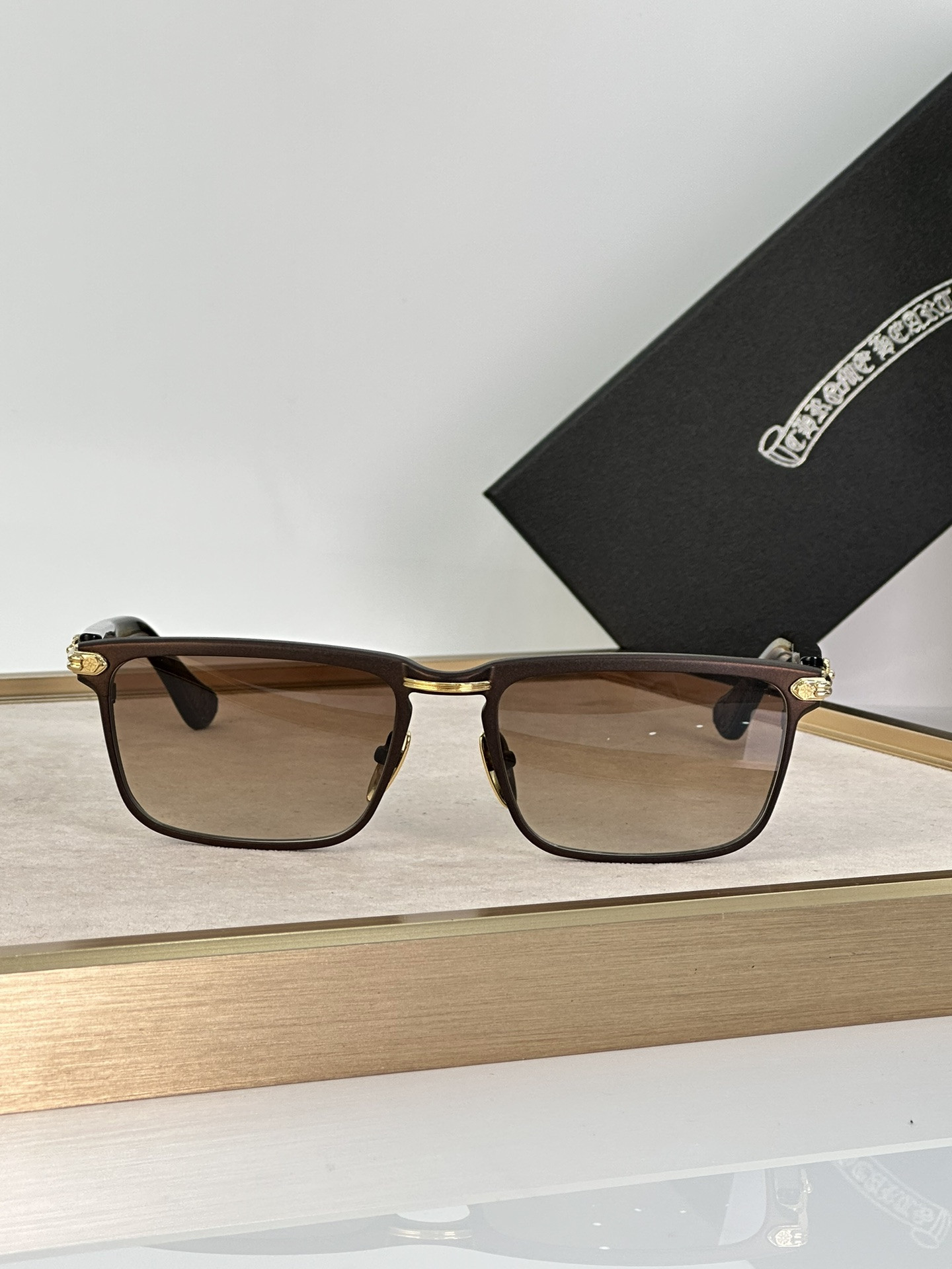 Ch**me He**ts glasses ss24 56-18-146
