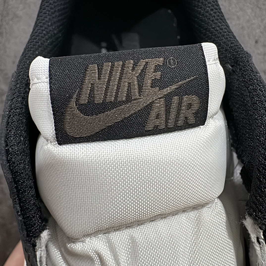 UA Air Jordan 1 Retro Low OG Mocha