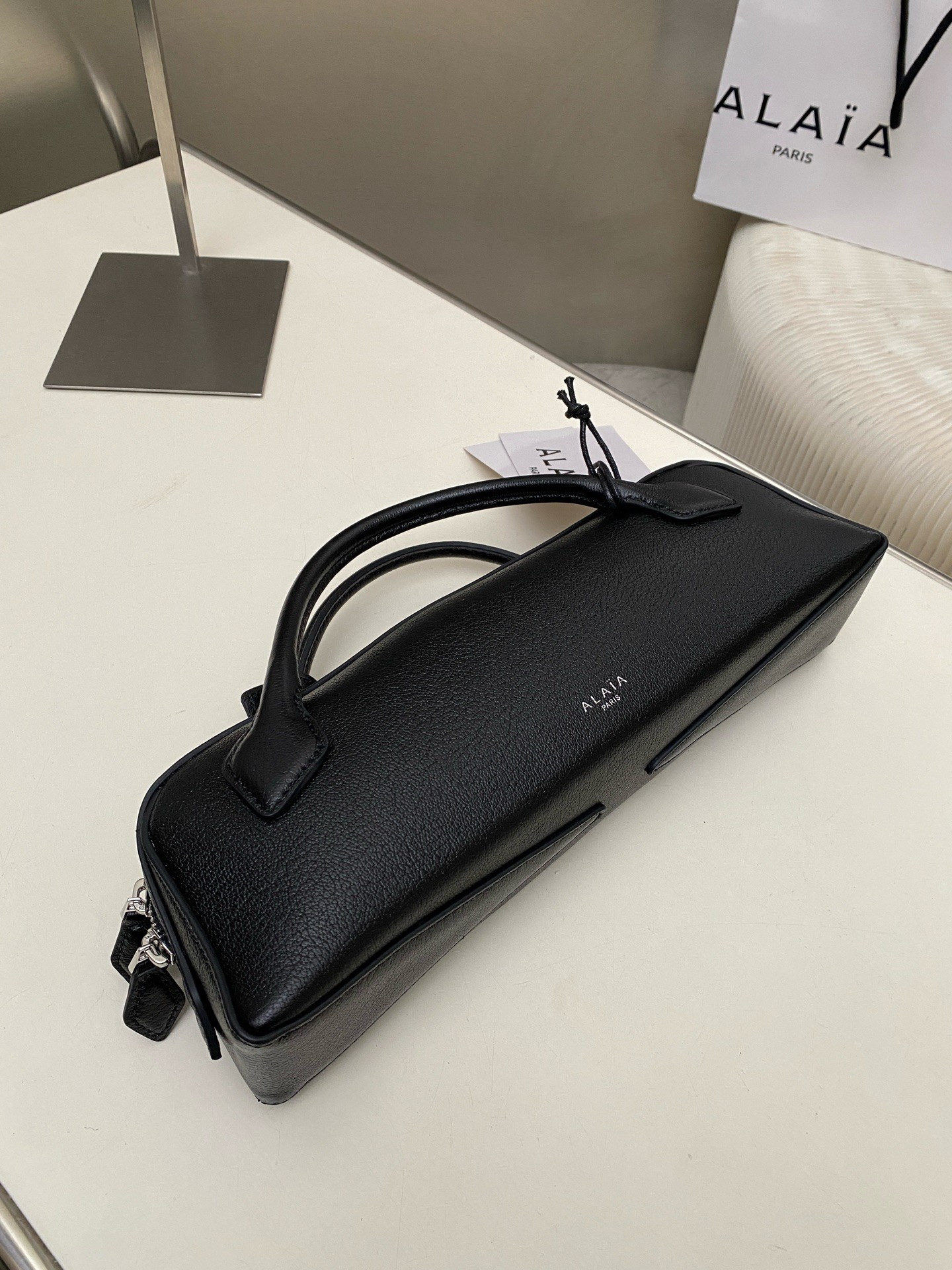 ALAÏA LE TECKEL CLUTCH SMALL BAG 27x9x8cm