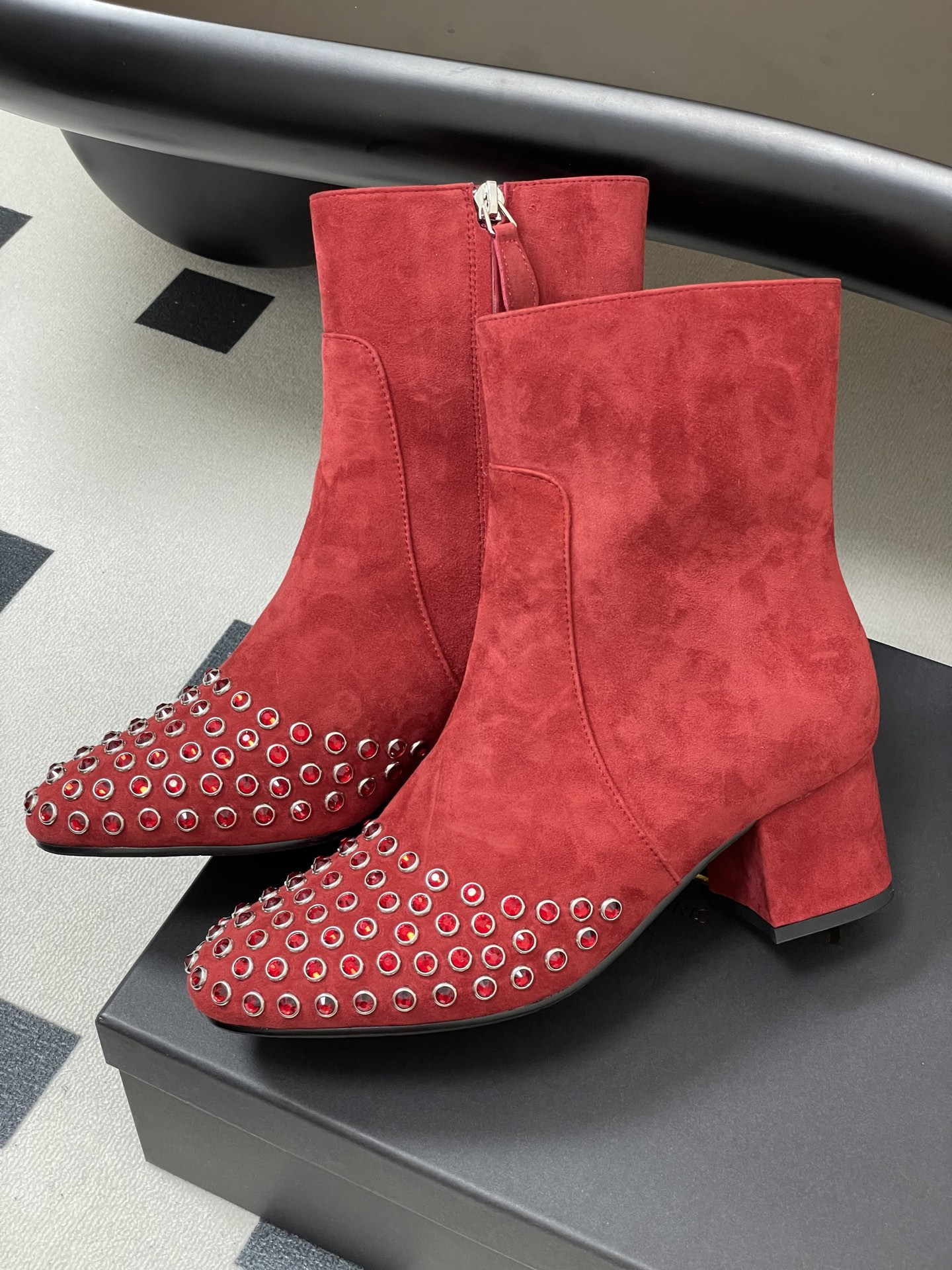 ua alaia crystal Di*m*nd boots 5.5cm heel(customized size 7-10 days production time)
