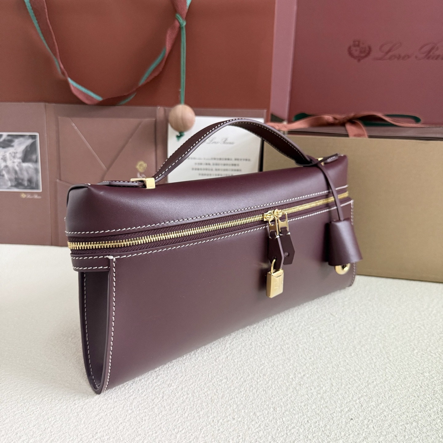 L**o p*ana extra clutch l29 29x14x3cm