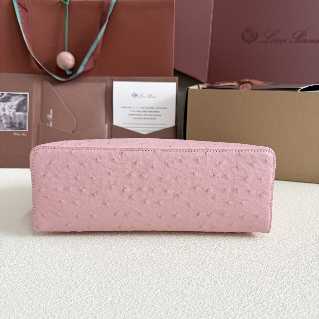 L**o p*ana extra pocket l27 ostrich-grained leather 16x27x10cm