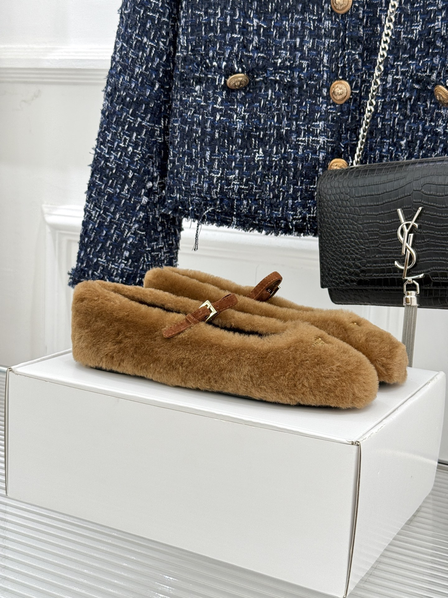 ua Pra*a shearling ballerinas
